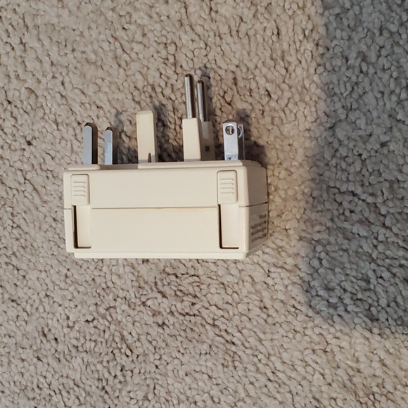 Travel Smart Travel Adapter - Picture 3 of 5